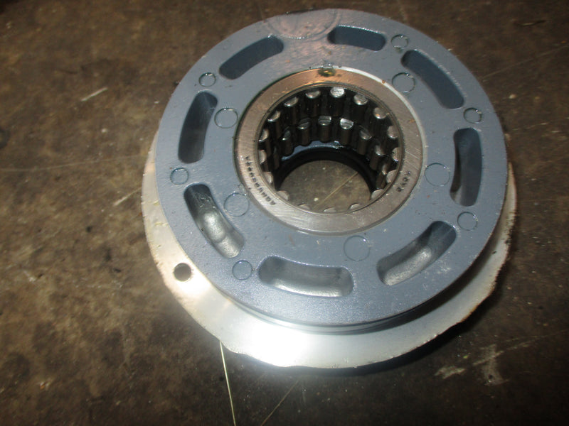 Yamaha 200hp HPDI outboard upper bearing carrier (68F-15163-00-94)