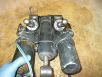 Load image into Gallery viewer, Yamaha 3.3L 225hp 4 stroke outboard tilt trim unit
