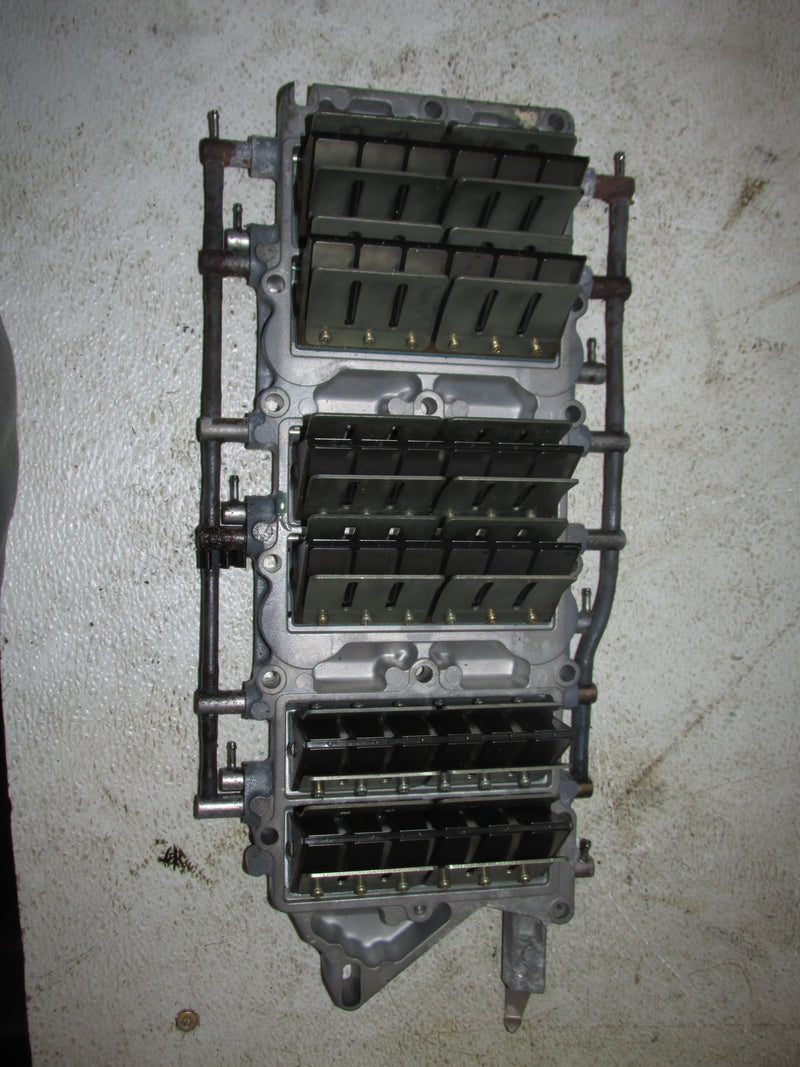 Yamaha HPDI 300hp outboard Intake manifold/Reeds (60V-13624-00-15)