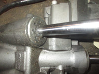 Load image into Gallery viewer, Suzuki DF150 150hp 4 Stroke Outboard Tilt Trim Unit Showa Style (48641-96J00)
