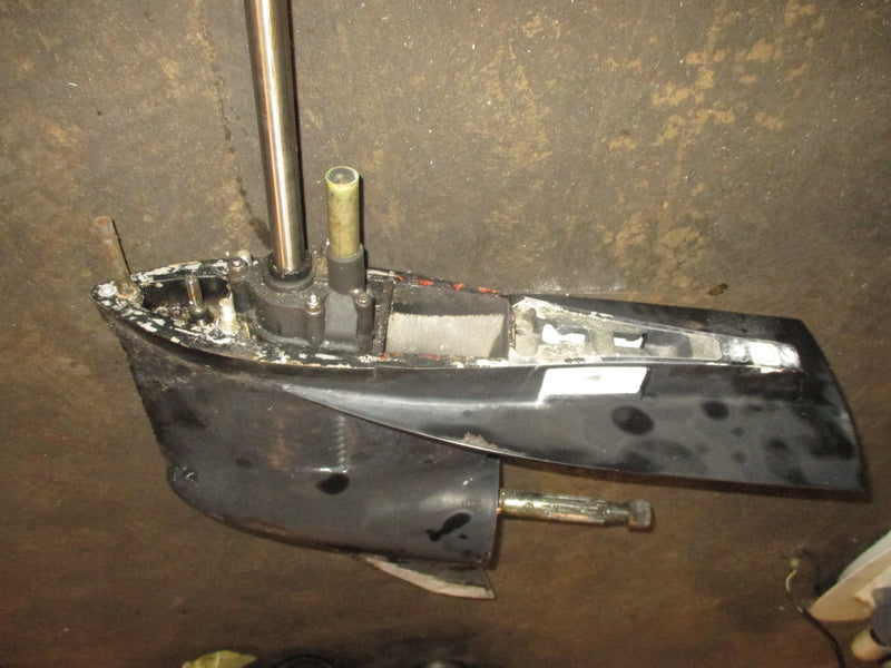 Mercury 150hp saltwater series 2 stroke outboard 25 inch lower unit (PARTS)