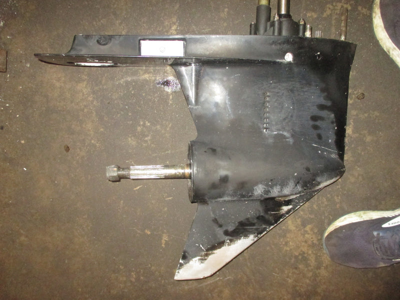 Mercury 150hp saltwater series 2 stroke outboard 25 inch lower unit (PARTS)