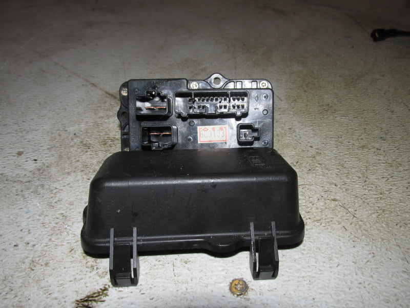 Yamaha HPDI 300hp outboard Fuse Box (60V-82170-01)