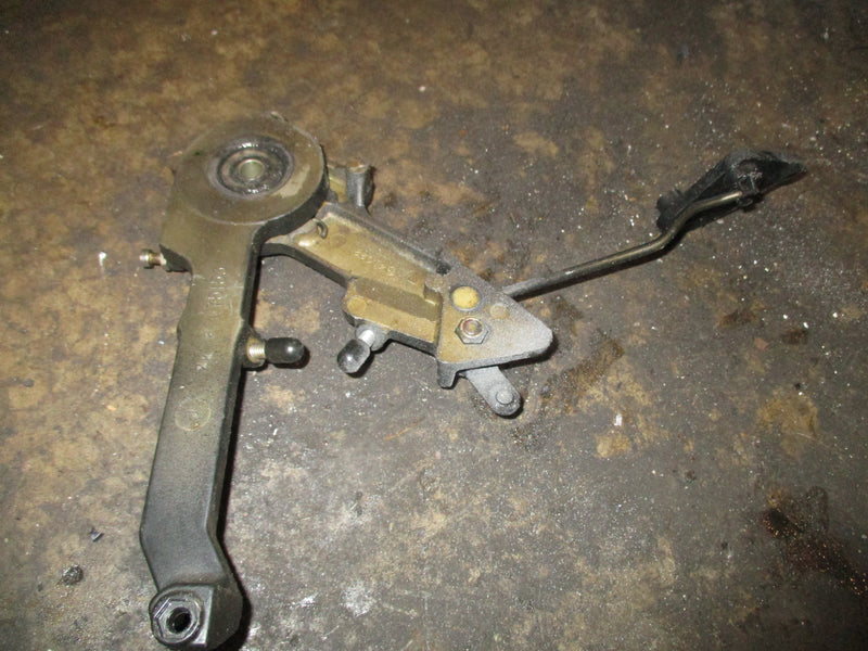 Mercury Blackmax XRI 200hp outboard throttle arm (41022)(75153)