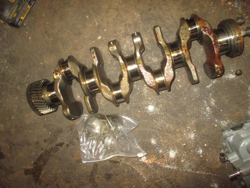 Suzuki DF150 150hp 4 Stroke Outboard Crankshaft (12221-96J00)