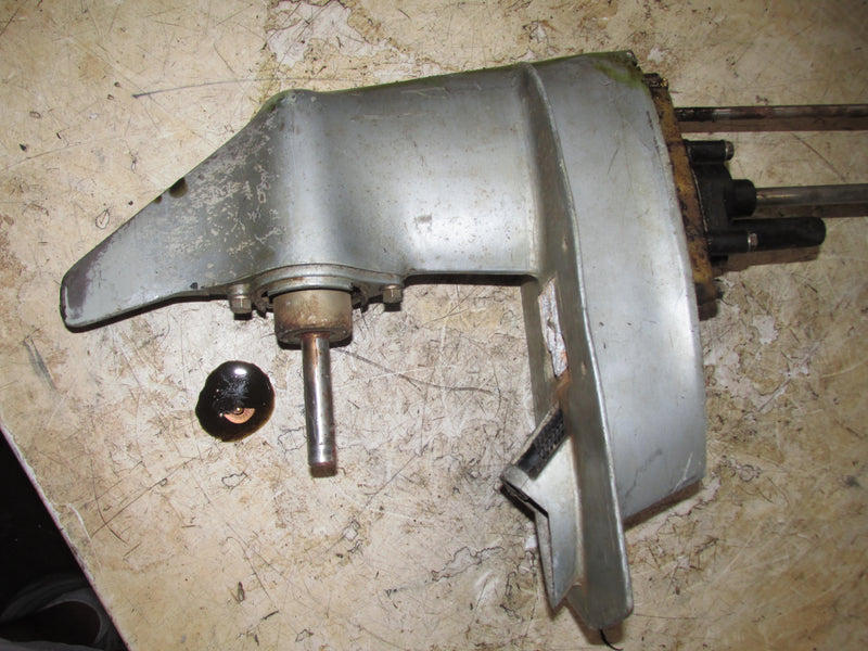 Johnson 8hp 2 Stroke Outboard Older Style 6hp Lower Unit