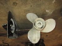 Load image into Gallery viewer, Mercury 35hp 2 stroke outboard 20 inch lower unit
