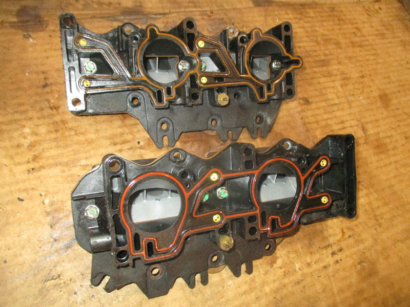 Johnson 90hp 2 stroke outboard intake manifold with reeds (317739)