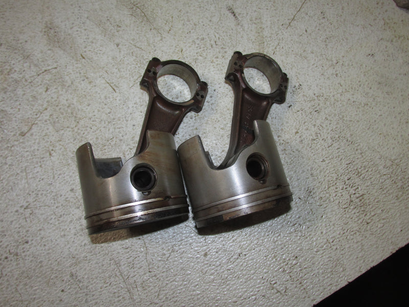 Evinrude 70hp 2 Stroke Outboard Piston and Rod Set of 2 (435547)