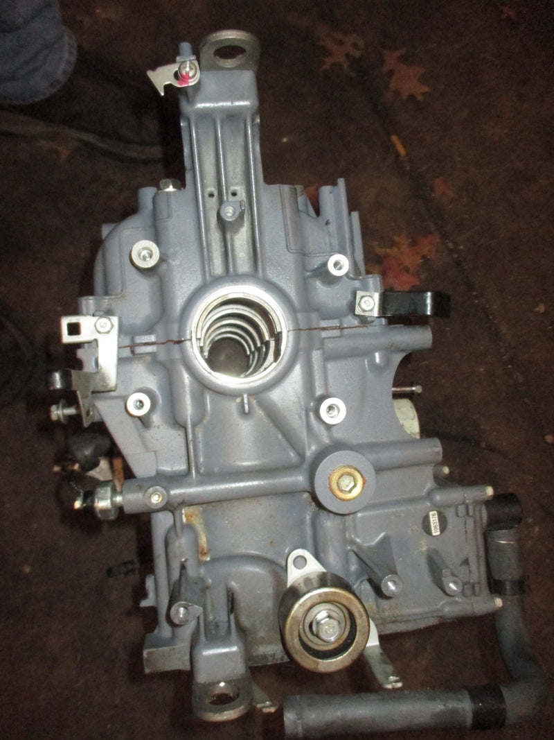 Yamaha 115hp 4 stroke outboard crankcase block