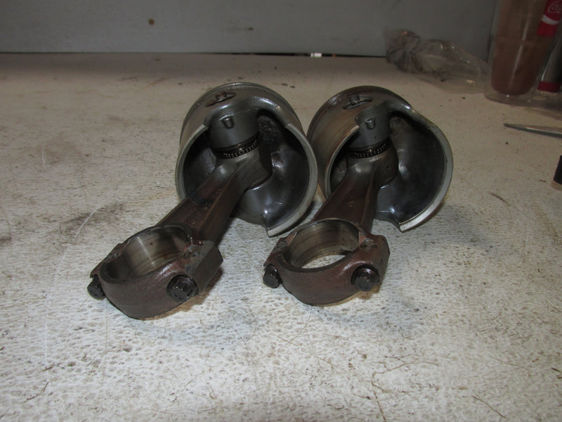 Evinrude 70hp 2 Stroke Outboard Piston and Rod Set of 2 (435547)