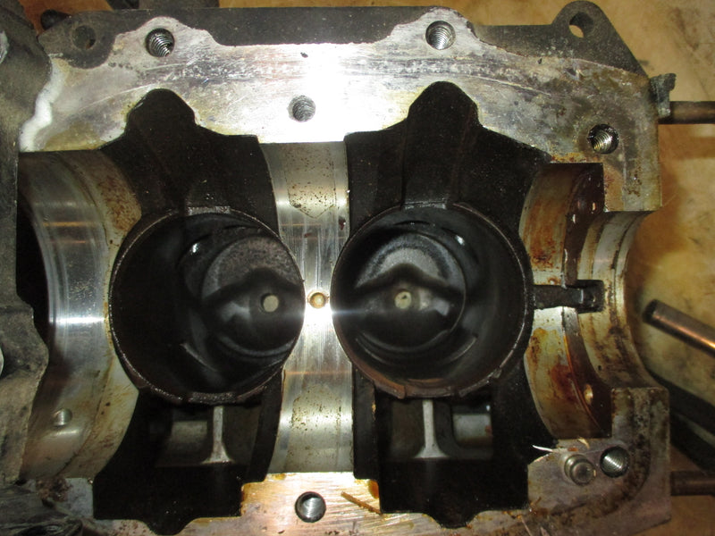 Mercury 35hp 2 stroke outboard Crankcase block