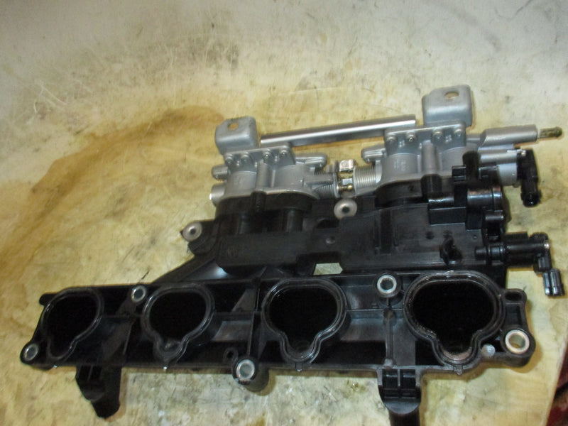 Yamaha 150hp 4 Stroke outboard Intake Manifold/Throttle Body (63P-13641-10-00)