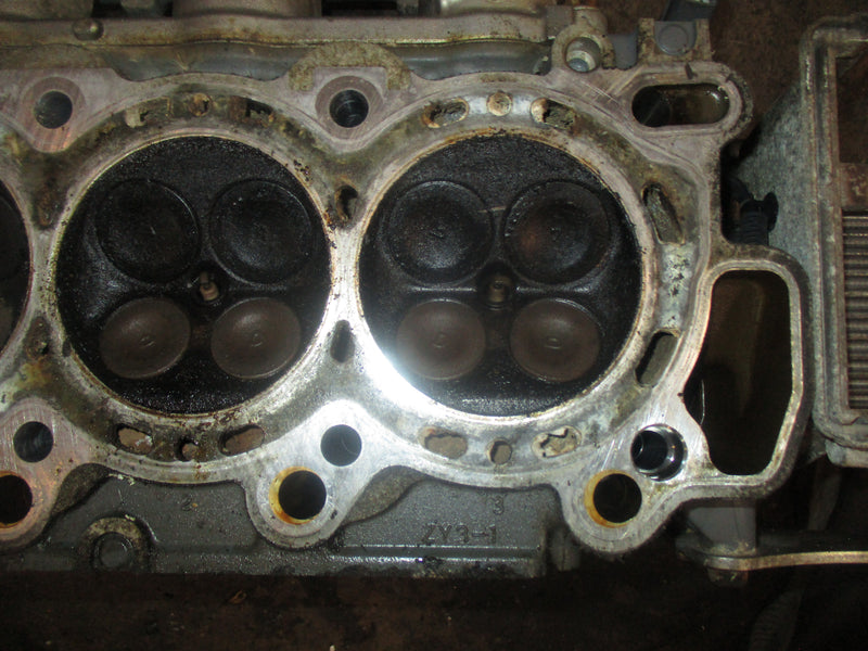 Honda BF200hp 4 stroke outboard port cylinder head