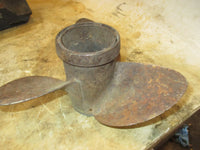 Load image into Gallery viewer, Evinrude 35hp 2 stroke outboard stainless steel propellor
