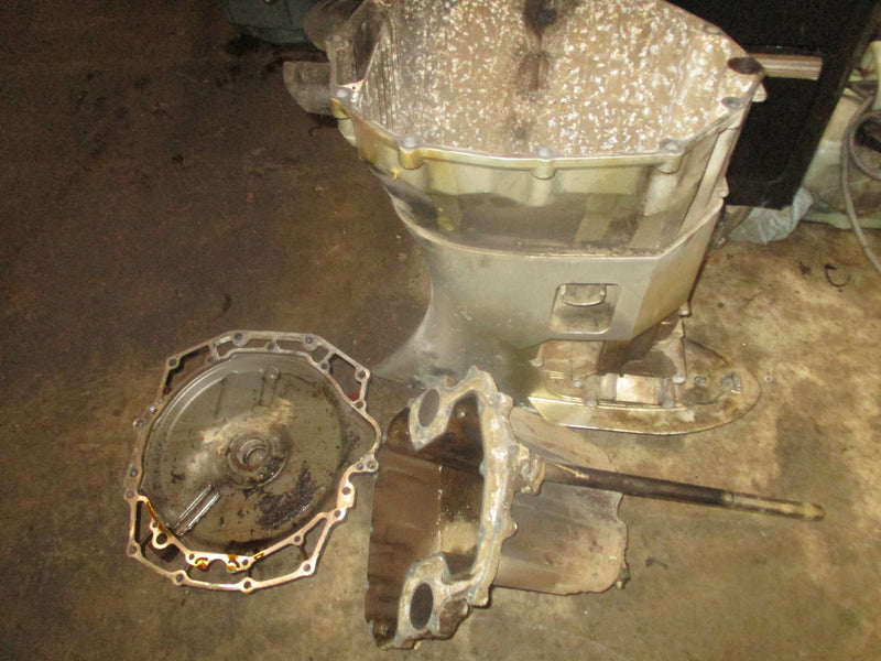 Honda BF200hp 4 stroke outboard upper casing, oil pan and oil pump