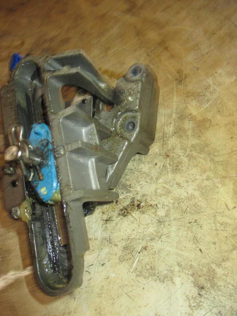 Yamaha 150hp 4 Stroke outboard Shift Bracket and Neutral Switch (6DA-44176-00)