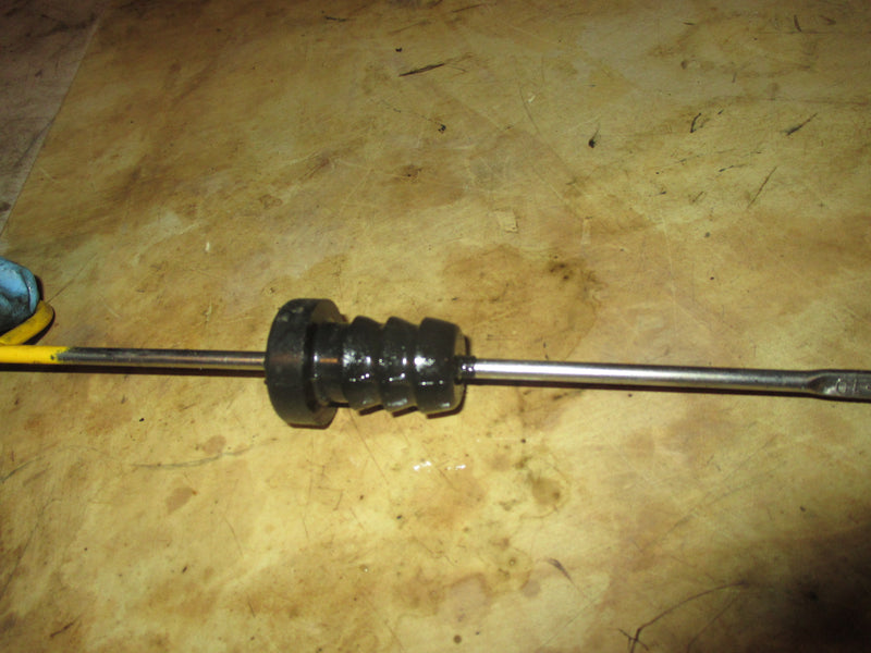 Yamaha 115hp 4 stroke outboard oil dipstick (6D8-15362-00)