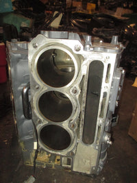 Load image into Gallery viewer, Suzuki DF 300/350Bhp Outboard Crankcase Block (Parts)
