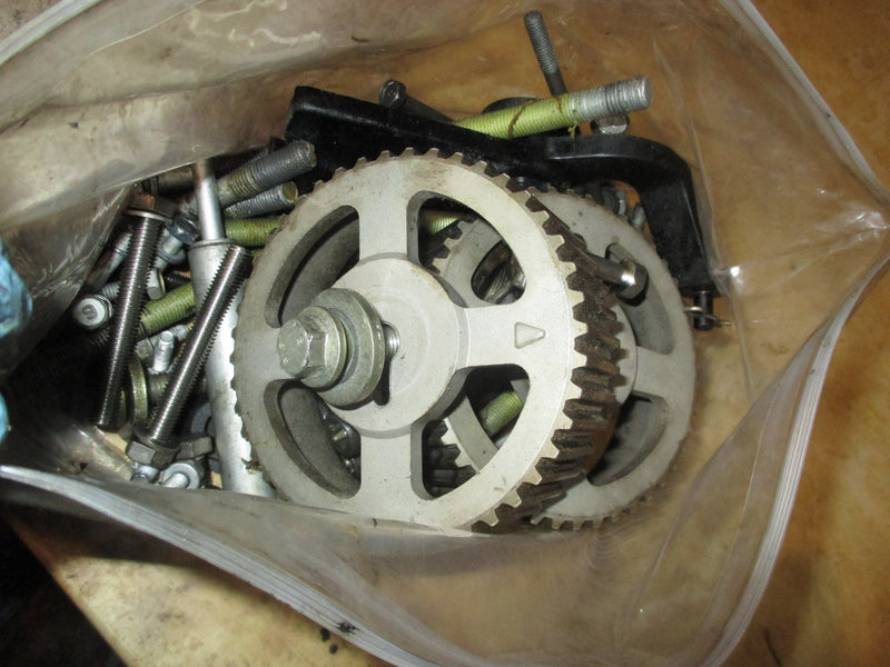 Yamaha 115hp 4 stroke outboard miscellaneous bolt set