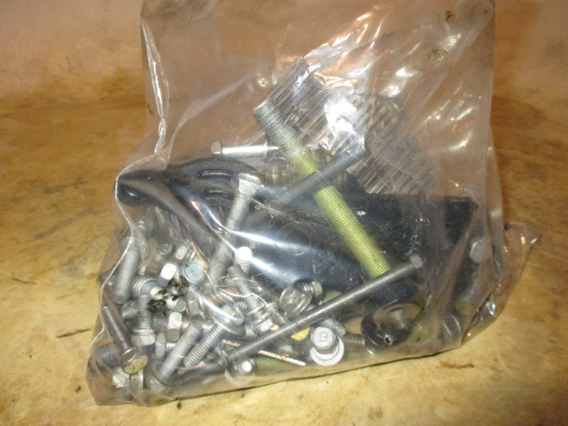Yamaha 115hp 4 stroke outboard miscellaneous bolt set