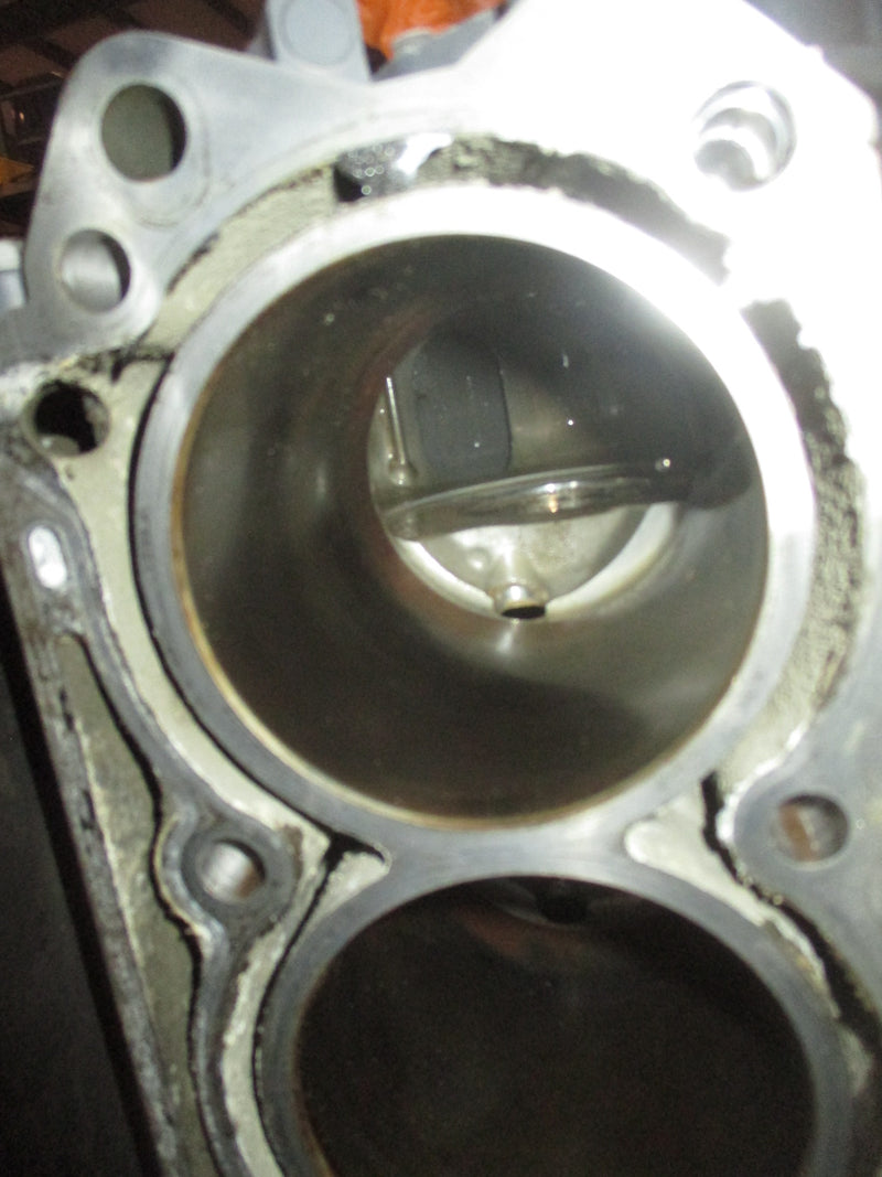 Suzuki DF 300/350Bhp Outboard Crankcase Block (Parts)