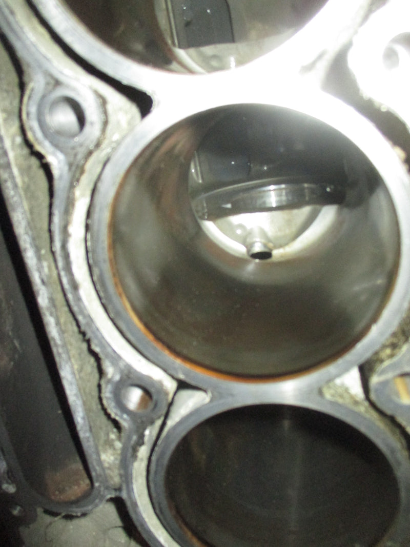 Suzuki DF 300/350Bhp Outboard Crankcase Block (Parts)