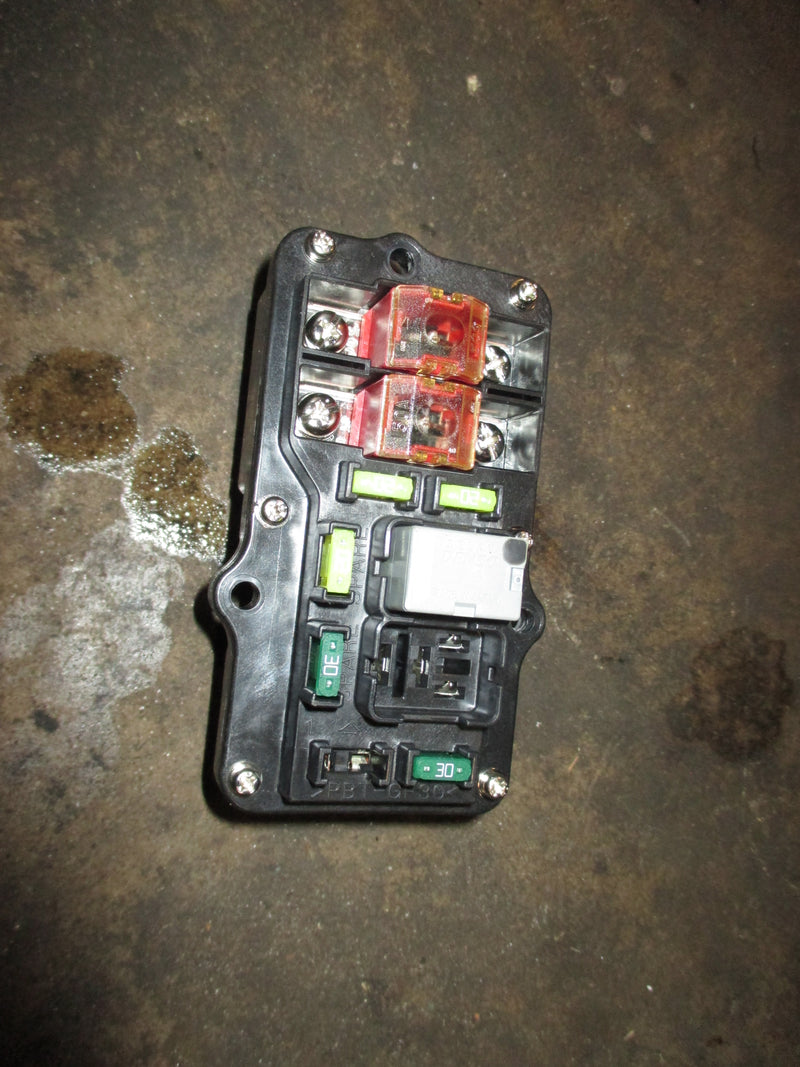 Yamaha 150hp 4 stroke outboard fuse box (63P-82170-02-00)