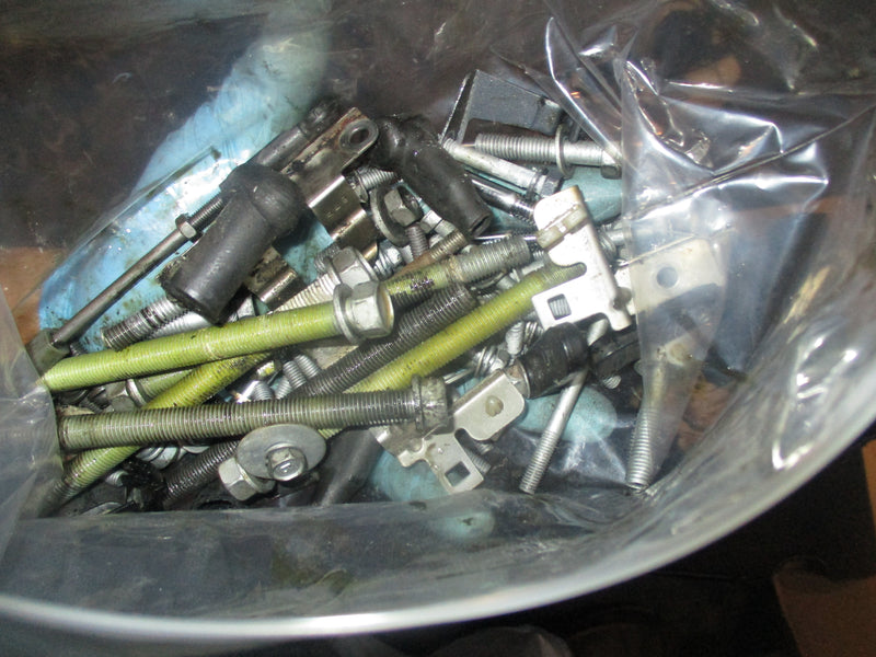 Yamaha 75hp 4 stroke outboard MISC BOLT Set