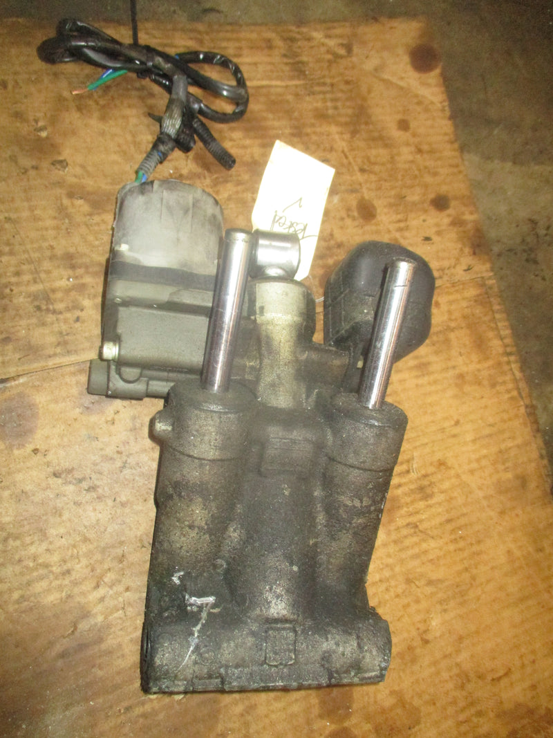 Honda BF200hp 4 stroke outboard showa tilt trim unit