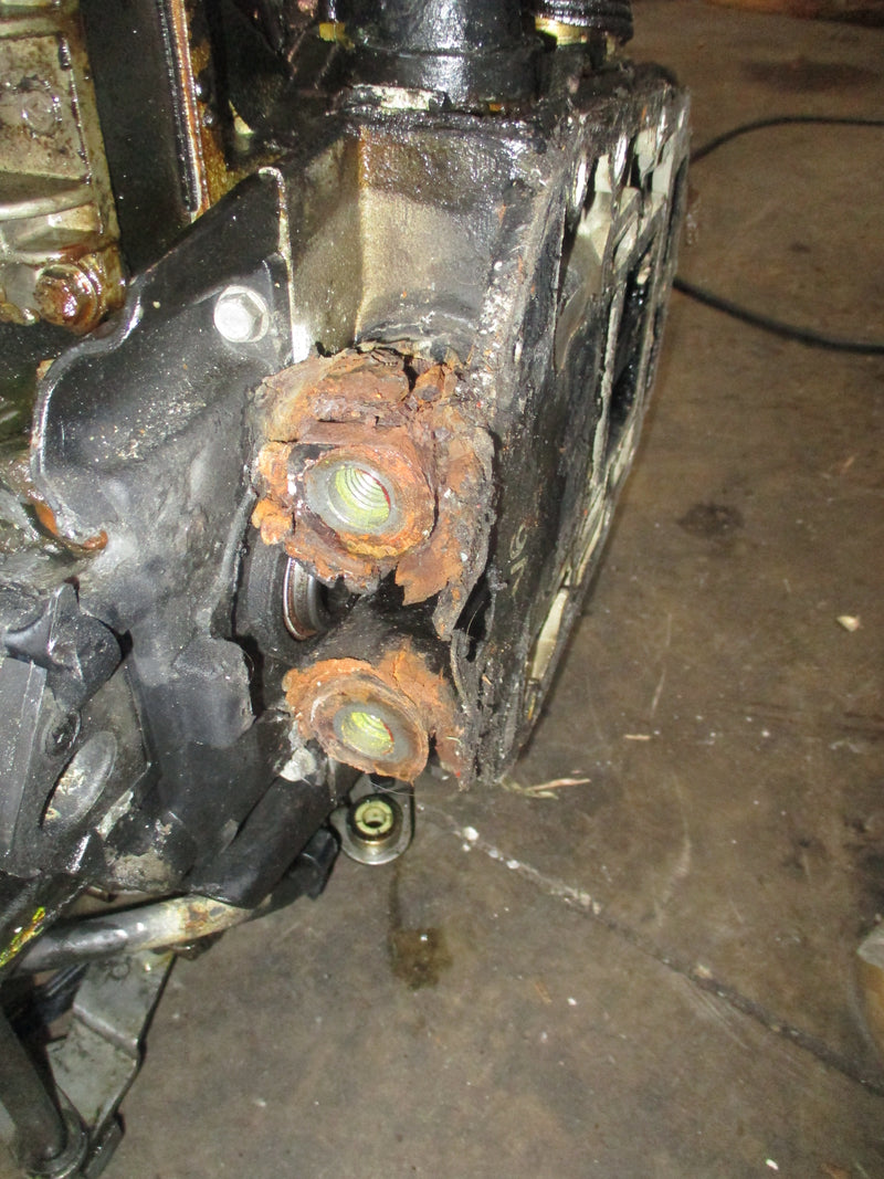Evinrude Ficht 175hp 2 stroke outboard crankcase powerhead
