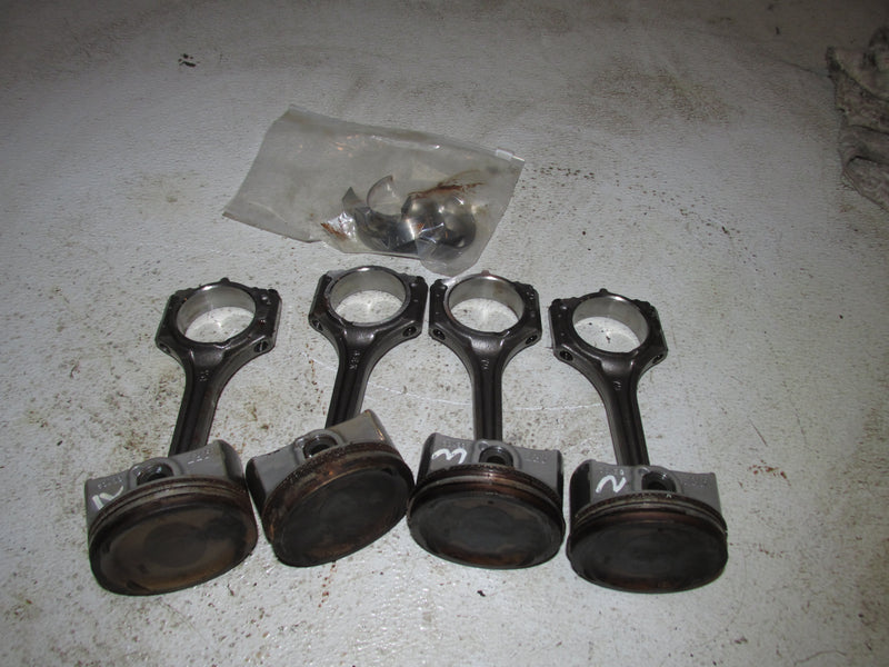Yamaha VMAX 115hp 4 Stroke Outboard Piston and Rod Set of 4 (6EK-02)