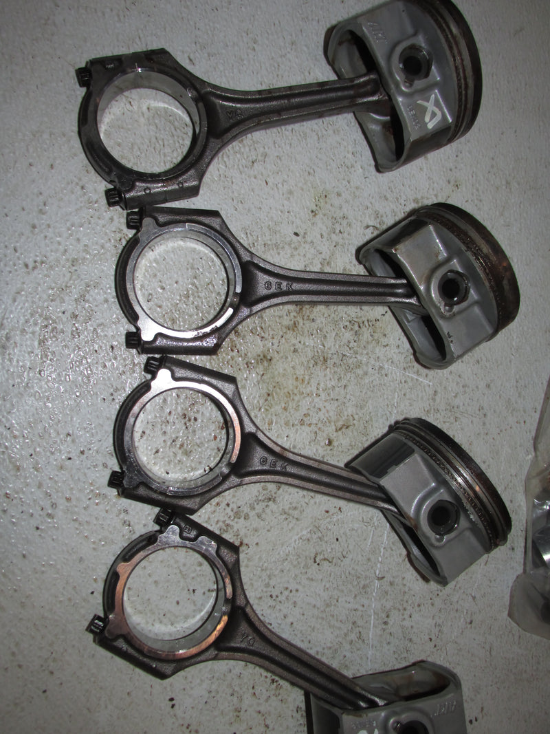 Yamaha VMAX 115hp 4 Stroke Outboard Piston and Rod Set of 4 (6EK-02)