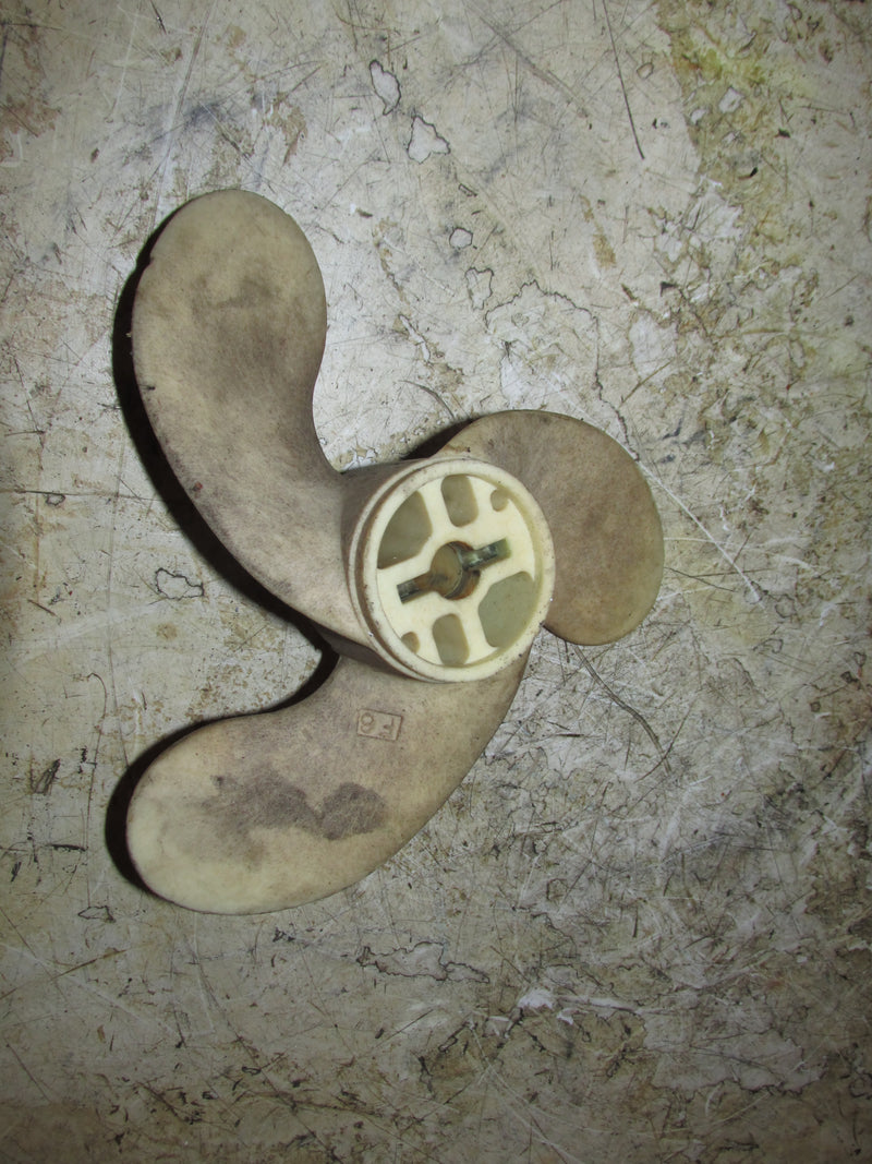 Tohatsu 3.5hp 2 Stroke Outboard 6 Pitch Plastic Propeller