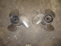 Load image into Gallery viewer, Evinrude Ficht 175hp 2 stroke outboard viper stainless steel propeller set
