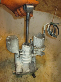 Load image into Gallery viewer, Johnson 130hp 2 stroke outboard tilt trim unit
