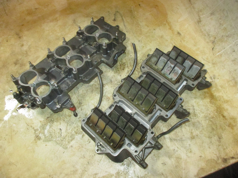 Yamaha 200hp 2 Stroke Outboard Intake manifold and reeds (64E-00)