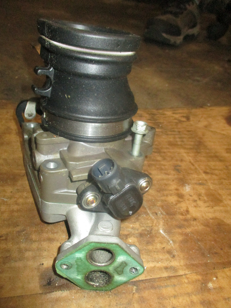 Honda BF200hp 4 stroke outboard throttle body (16400-ZY3-A01)