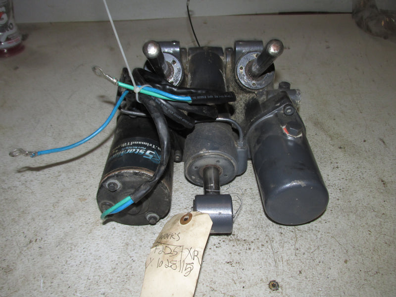 Yamaha 225hp 4 Stroke Outboard Tilt Trim Unit