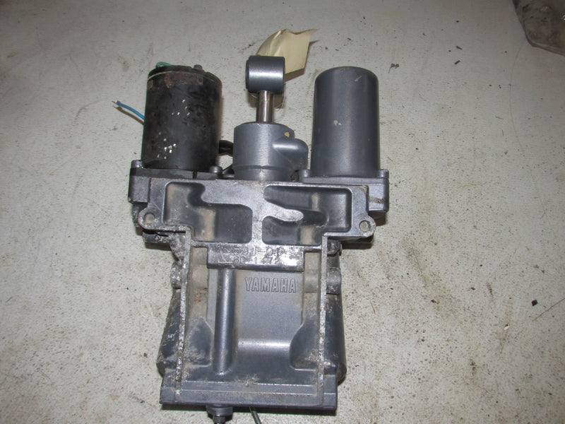 Yamaha 225hp 4 Stroke Outboard Tilt Trim Unit