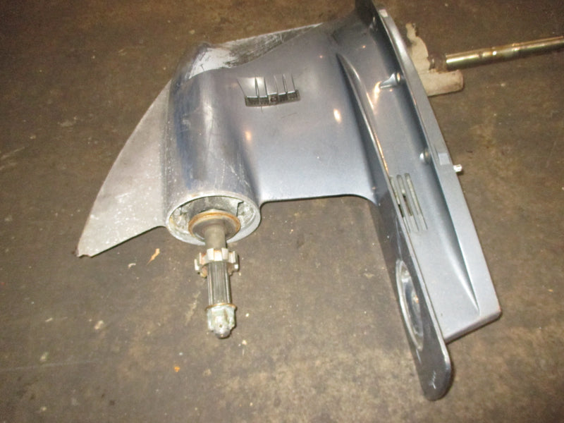 Yamaha 200hp 4 stroke outboard 25 inch standard rotation lower unit