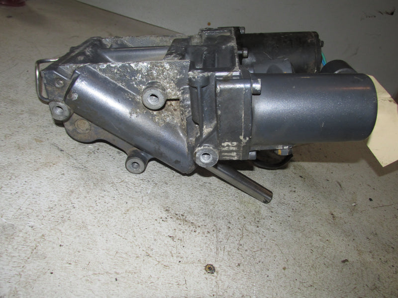 Yamaha 225hp 4 Stroke Outboard Tilt Trim Unit