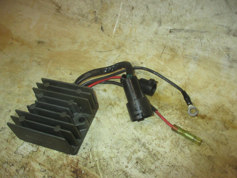 Yamaha 200hp 2 Stroke Outboard Rectifier regulator (6R3-81960-10-00)