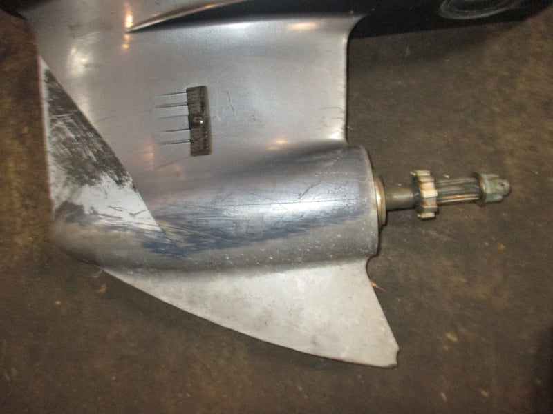 Yamaha 200hp 4 stroke outboard 25 inch standard rotation lower unit