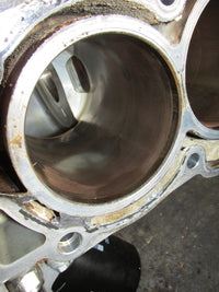 Load image into Gallery viewer, Yamaha SHO VMAX 250hp 4 Stroke Outboard Crankcase Block
