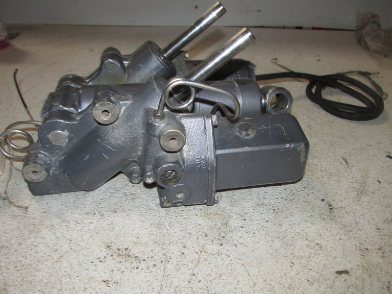Yamaha 115-200hp Outboard Older Style Tilt Trim Unit