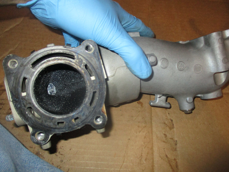 Yamaha 115hp 4 stroke outboard Exhaust Manifold 6EK-14615-00-00