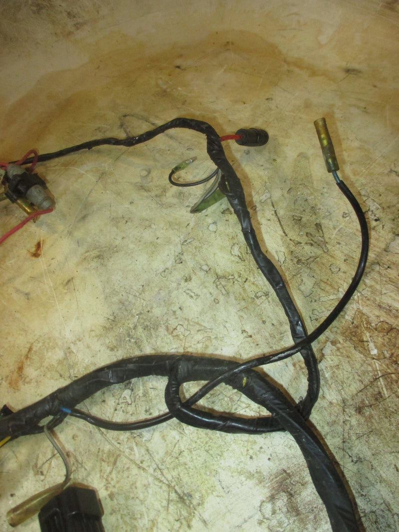 Yamaha 200hp 2 Stroke Outboard Engine wiring harness (64D82590-00)