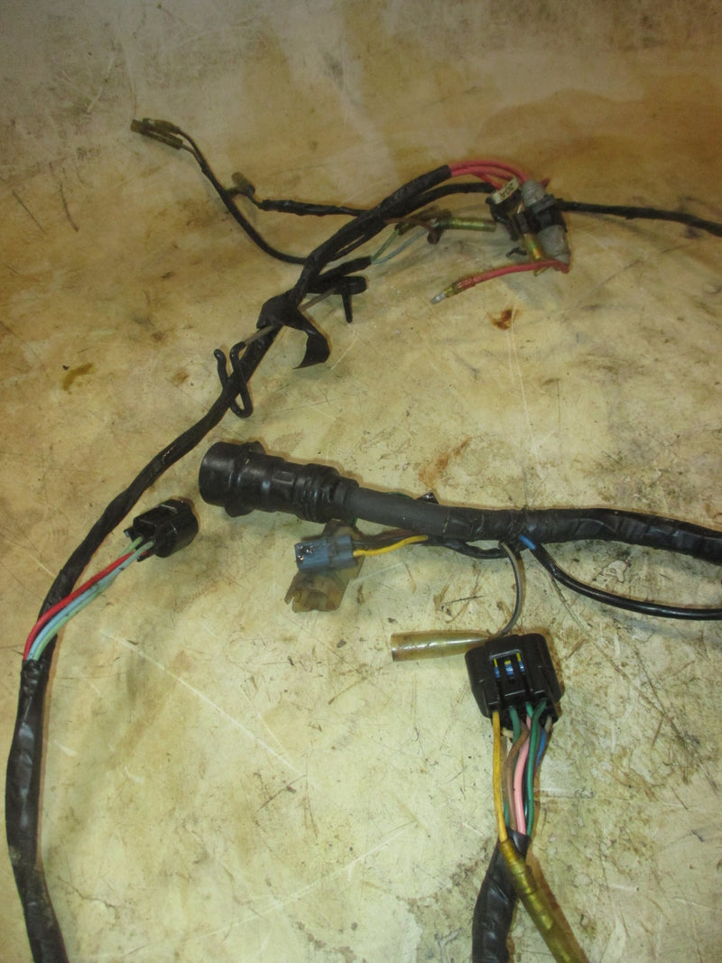 Yamaha 200hp 2 Stroke Outboard Engine wiring harness (64D82590-00)