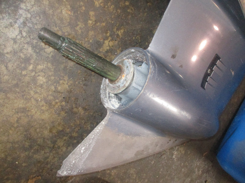 Yamaha 200hp 4 cyl 4 stroke outboard 25" counter rotation lower unit